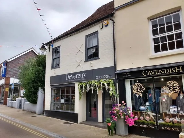 Devereux Hair and Beauty