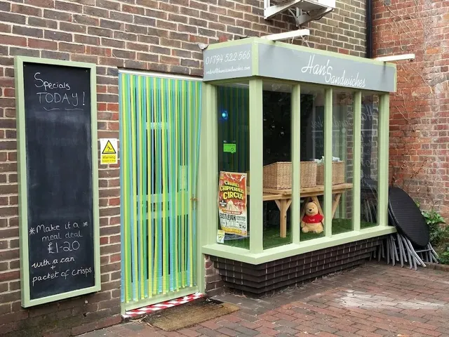 Han’s Sandwiches: Romsey’s Staple for Generous Lunch Fills